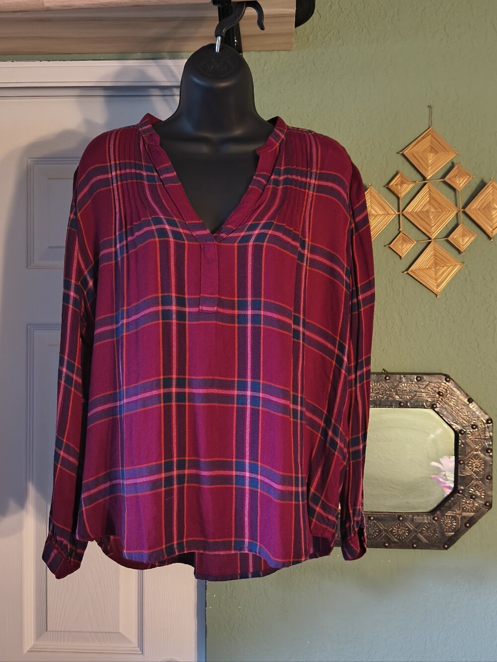 Lucky Brand Berry Burgundy Plaid Pintuck Split Neck Blouse Size M